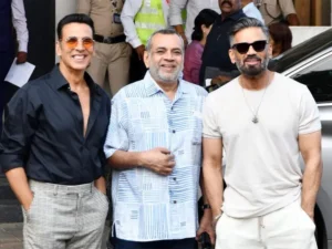 Akshay-Kumar-sues- Paresh Rawal-for-Hera-pheri-3